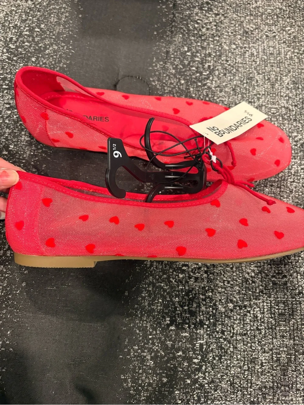 No Boundaries Red Heart Mesh Flats